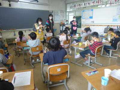 歯磨きのしかたを学習する　３年生
